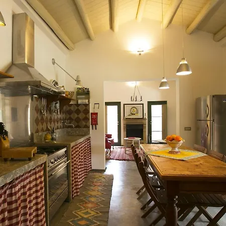 Villa Erice Escape - Country Charm