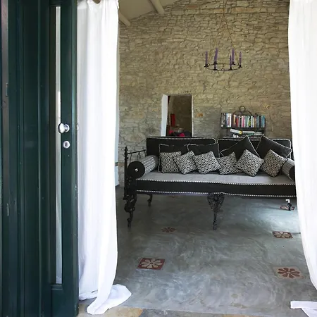 Erice Escape - Country Charm *